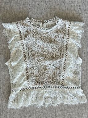 Storia White Floral Lace Sleeveless Top